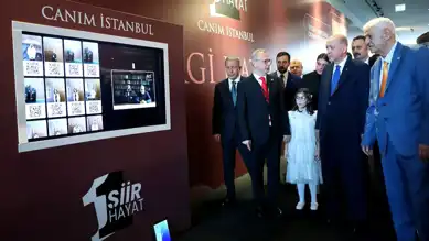 Erdoğan, "Canım İstanbul" Sergisini Gezdi