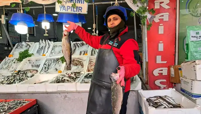 Kilis'in Tek Kadın Balıkçısı: Hülya Döner