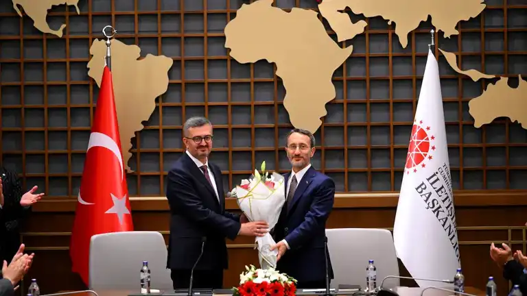 Duran, İletişim Başkanlığını Devraldı